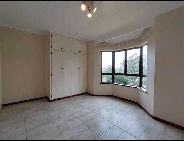 2 BEDROOM APARTMENT FOR SALE IN CLARENDON